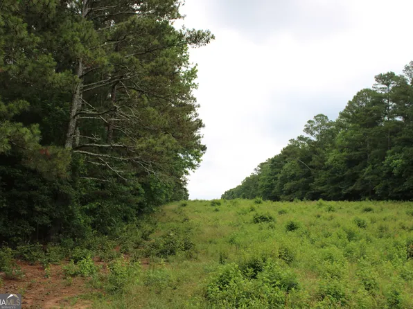 4 Garnett Ward Rd, Hull, GA 30646