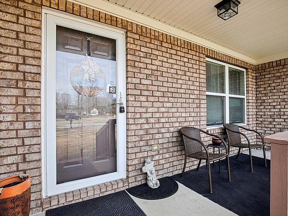 4th image of 104 Jollie Ln