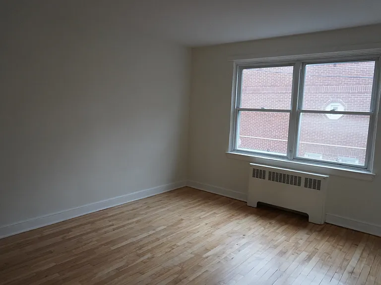 340 Tillbury Ave #4 — Photo 18