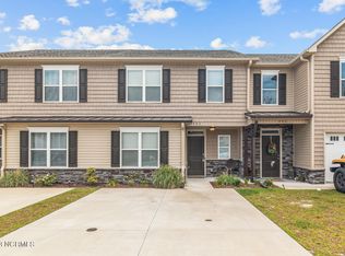 442 Sullivan Loop Rd, Midway Park, NC 28544