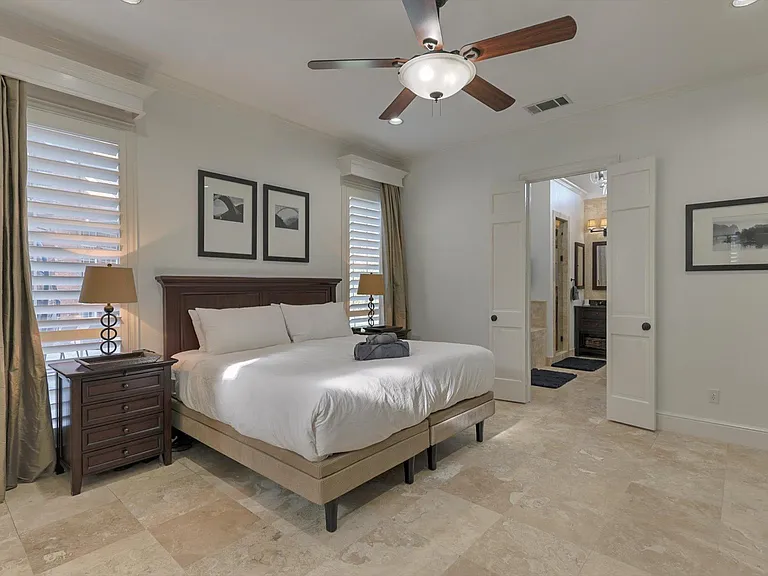 904 Tiffany Ln — Photo 24