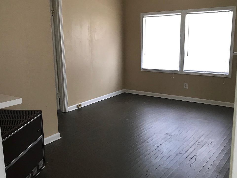 2nd image of 72 Marshall Ln