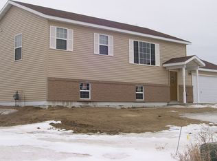 3201 1st Ave NW, Willmar, MN 56201