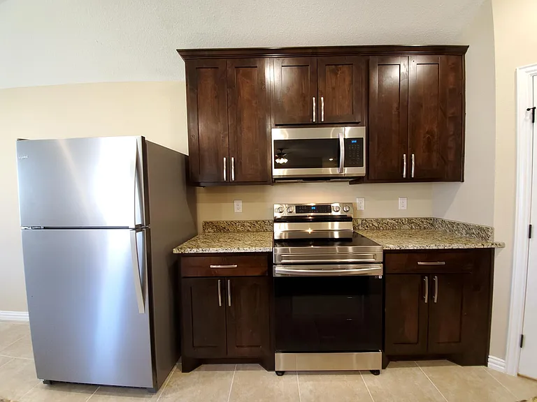 112 Canales Cir — Photo 10
