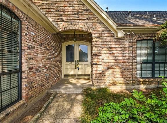 2nd image of 3609 Brookside Dr
