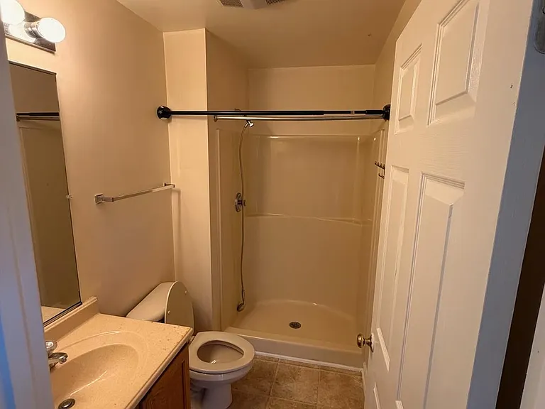 1169 Commercial Ct — Photo 5