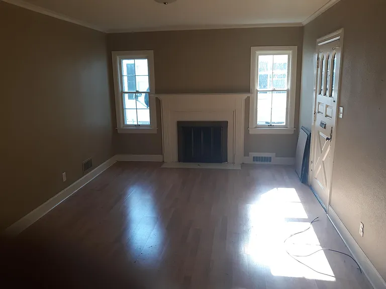 1232 E Linwood Dr — Photo 4