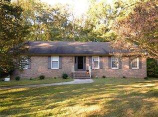 173 Shallowbrook Dr, Advance, NC 27006