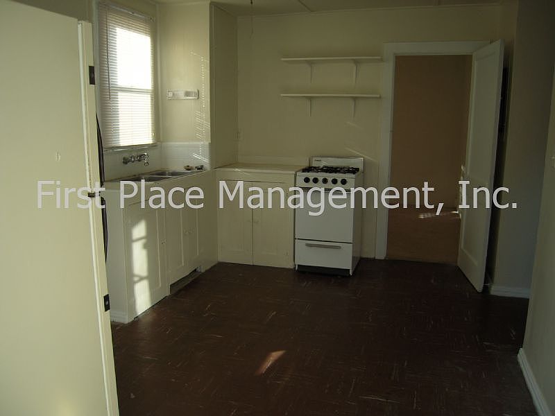 2nd image of 1512 1st St #4