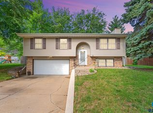 4405 S Marion Rd, Sioux Falls, SD 57106