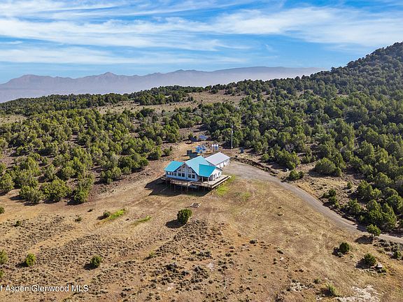 2nd image of 50208 N Coon Creek Rd