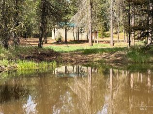 2 Timber Haven Pl, Cascade, ID 83611