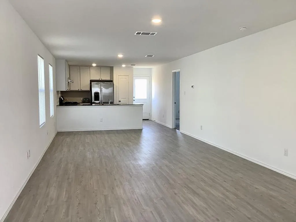 7238 Ox Place — Photo 3