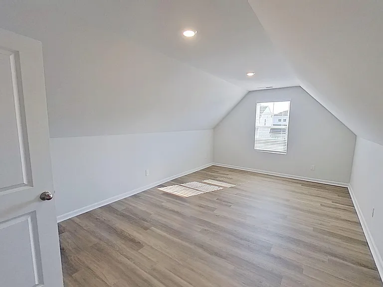 1095 Hanson Dr — Photo 22