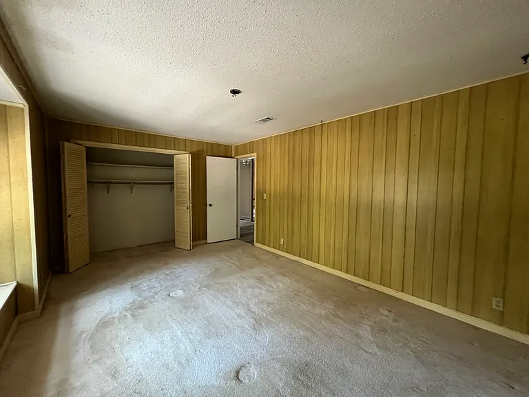 554 Alexandria Hwy — Photo 17