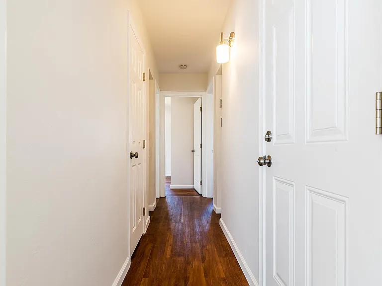 306 Dahlia Ave — Photo 8