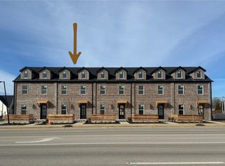 5908 S Bellview Rd, Rogers, AR 72758