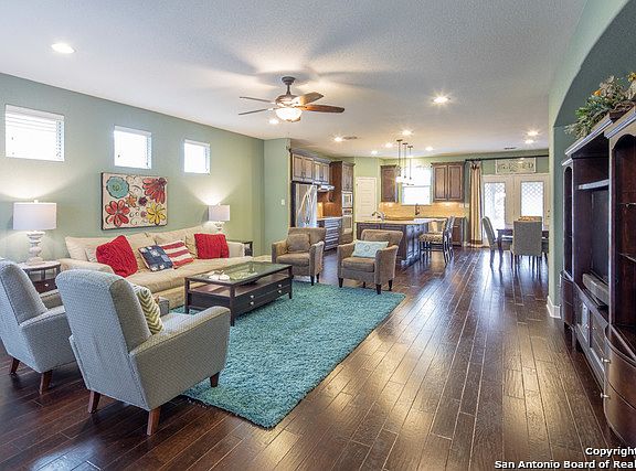 4th image of 519 Lodge Creek Dr