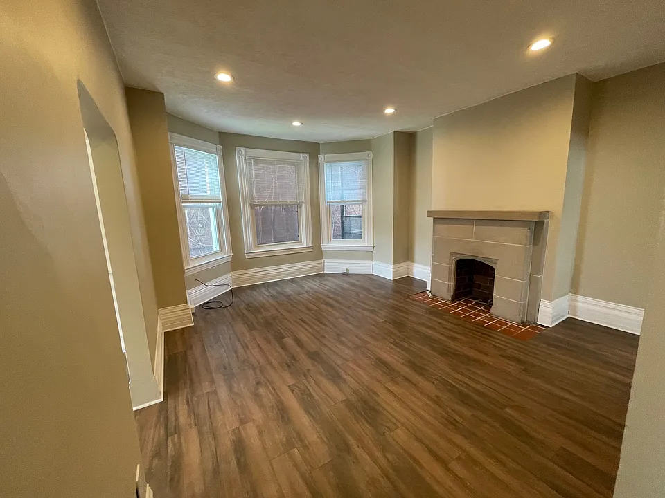 436 S Aiken Ave #2