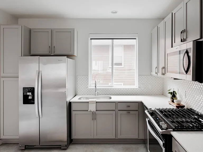 801 N Bluff Dr #28 — Photo 14