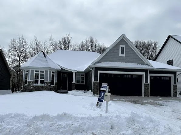 W6599 Ethan Dr, Appleton, WI 54915