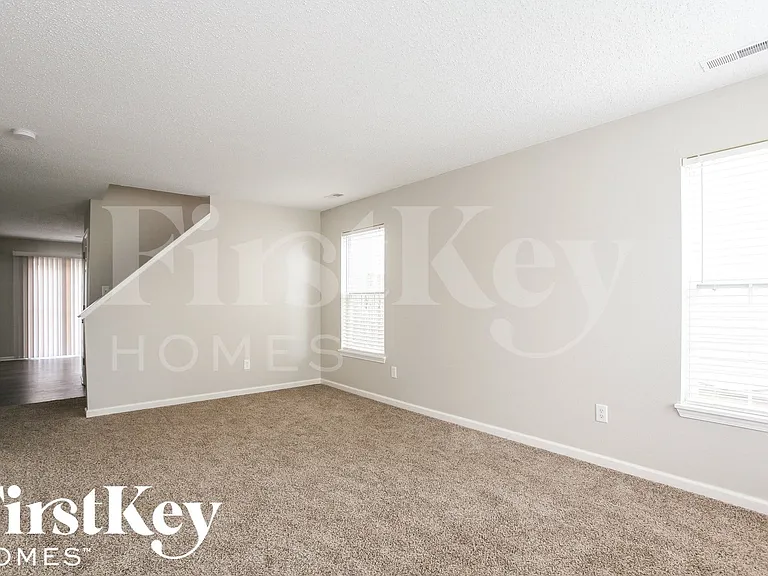 11334 Smoothbark Dr — Photo 3