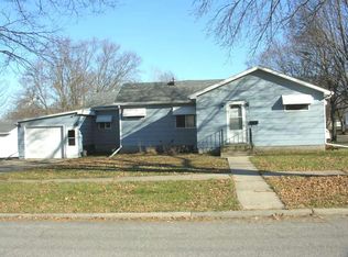 408 N 10th St, Osage, IA 50461