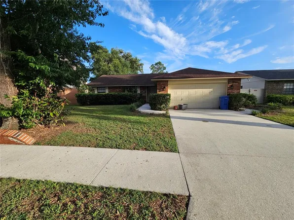 1011 Mallow Way, Brandon, FL 33510