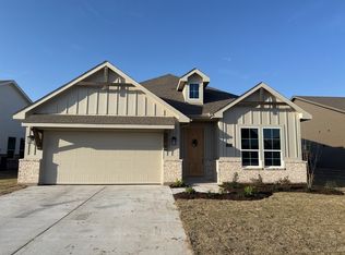 1225 Sabine River Ln, Springtown, TX 76082