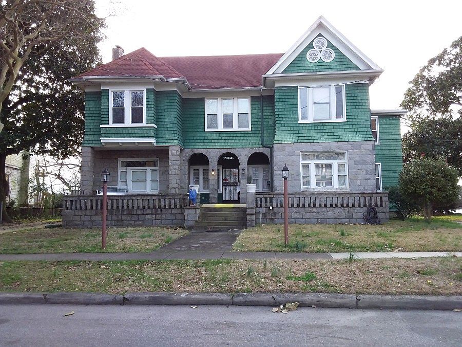 1st image of 133 Orleans Cir