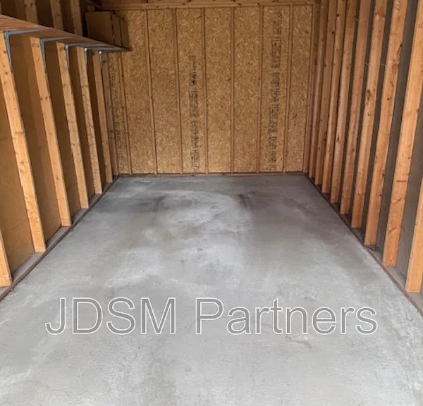 1260 Vine St #4 — Photo 4