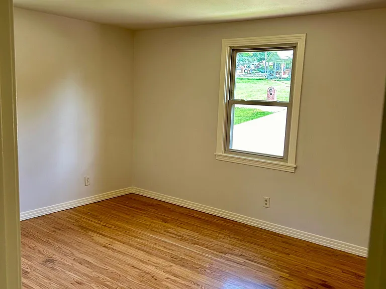 3357 Mimosa Dr #SIDE A — Photo 10