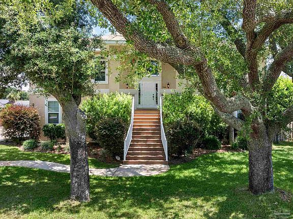 5th image of 946 Gondolier Blvd
