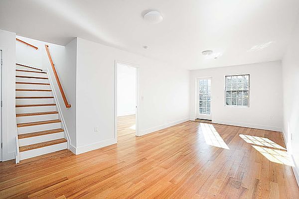 1st image of 10 W 132nd St