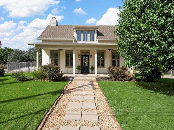 715 S 8th St, Waco, TX 76706