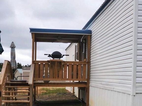 3rd image of 8 Little Beaver Ln