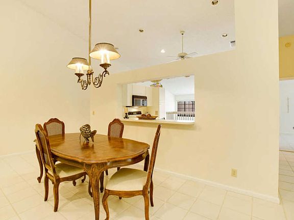 5th image of 9784 Pavarotti Ter APT 203