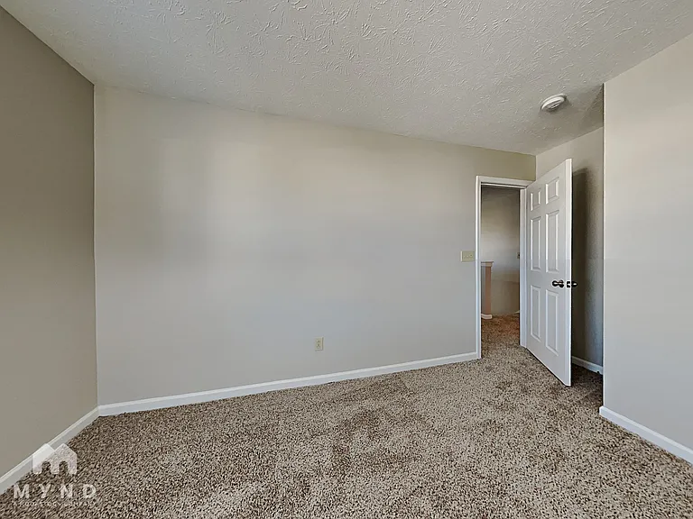 2352 Rosewood Dr — Photo 11