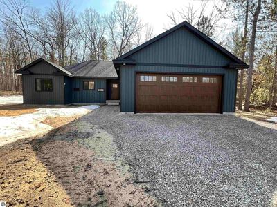 108 Rolling Oak Ln, Roscommon, MI, 48653