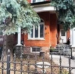 385 Markham St #1 — Photo 1