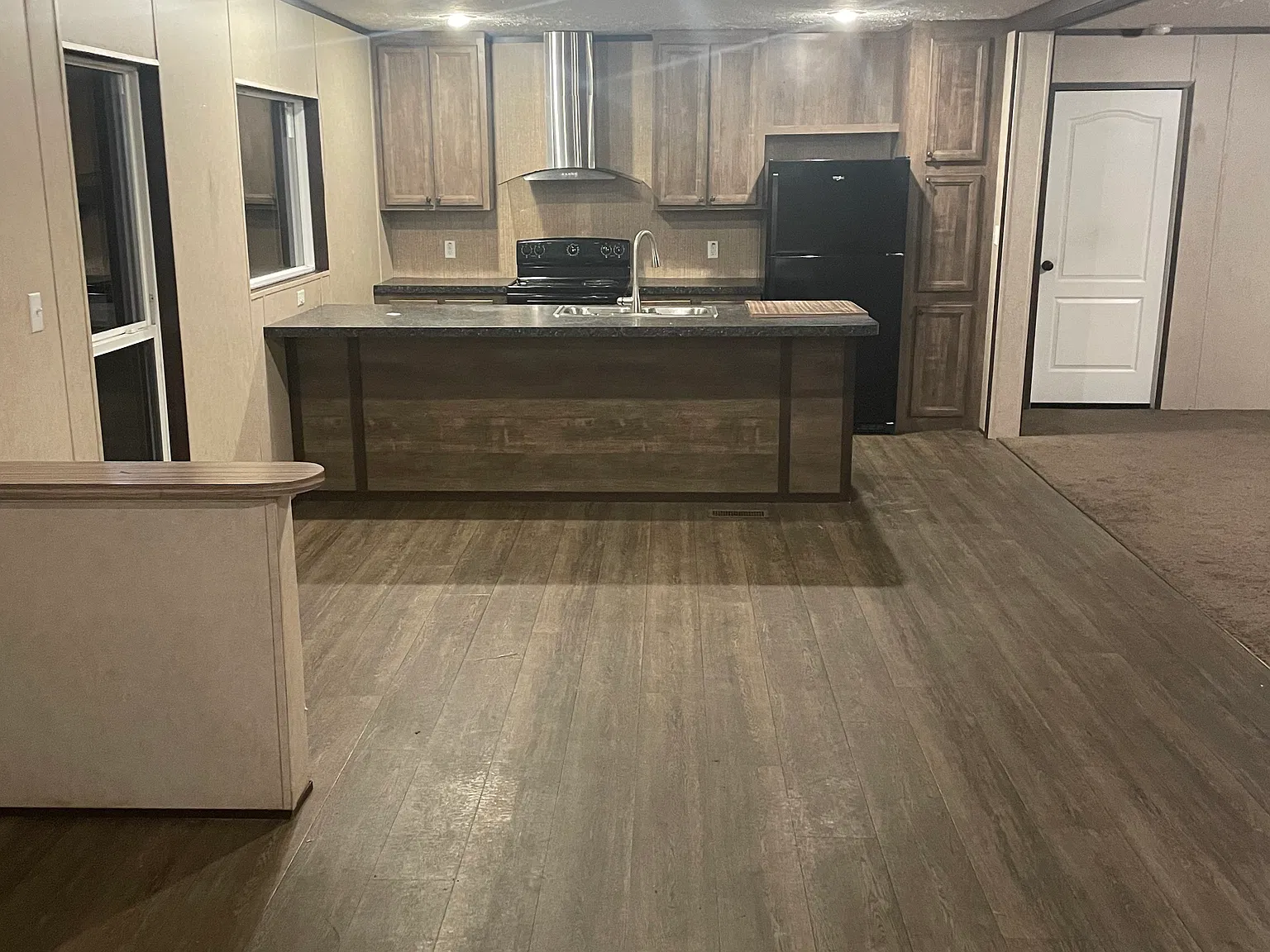 4 bed, 2000 sqft, $1,750 — Photo 2