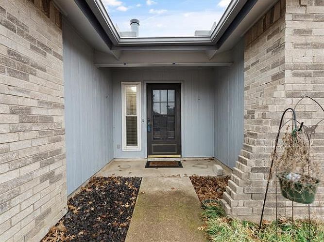 1st image of 4604 Sunnybank Dr