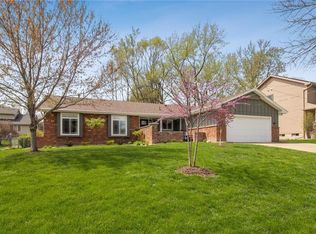 550 34th Pl, West Des Moines, IA 50265
