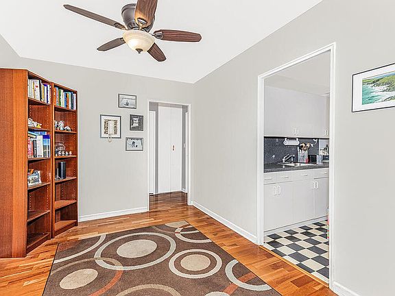 3rd image of 5800 Arlington Ave APT 12D