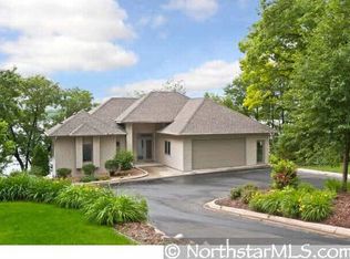 6435 Eagle Lake Dr, Osseo, MN 55369