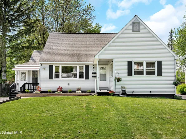 6 Indiana Avenue, Rensselaer, NY 12144