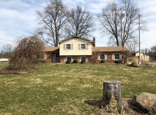 10941 N Gasburg Rd, Mooresville, IN 46158