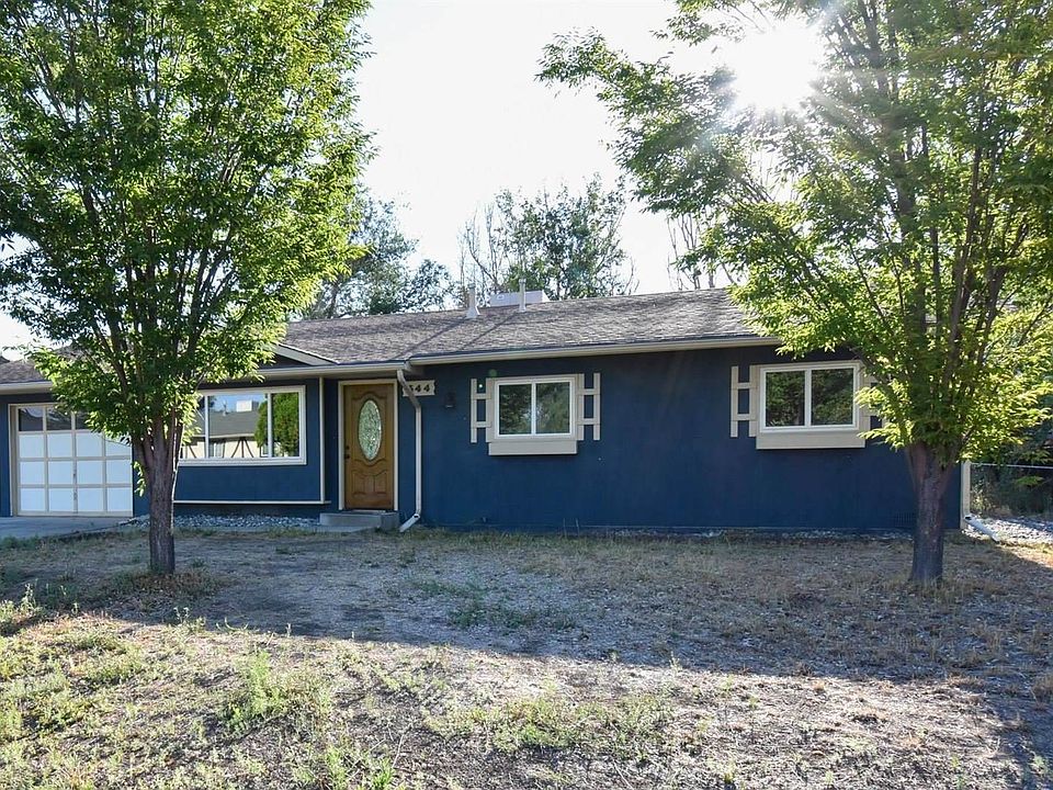1st image of 544 Verano St