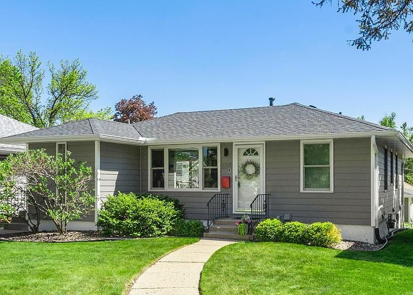 1st image of 2709 W 60th St