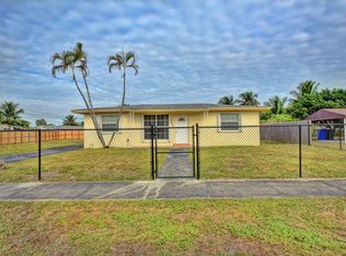 3531 SW 36th St, Hollywood, FL 33023